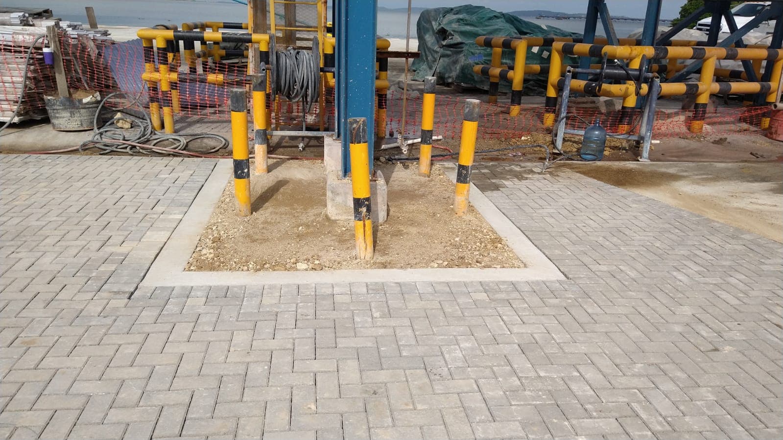 Pavimentación Patio de PBV, fotografía 8