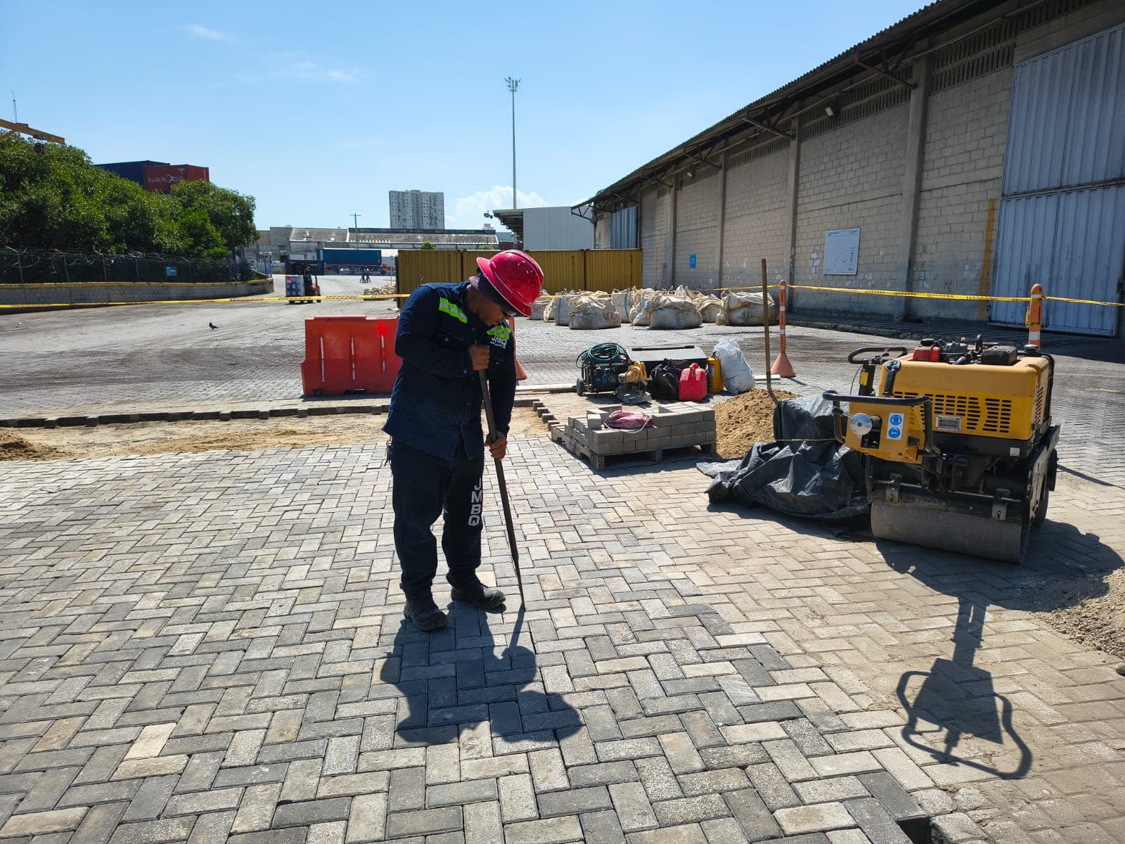 Reparación Patios Compas, fotografía 8